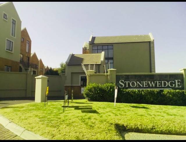 1 BEDROOM PROPERTY TO RENT IN DARRENWOOD